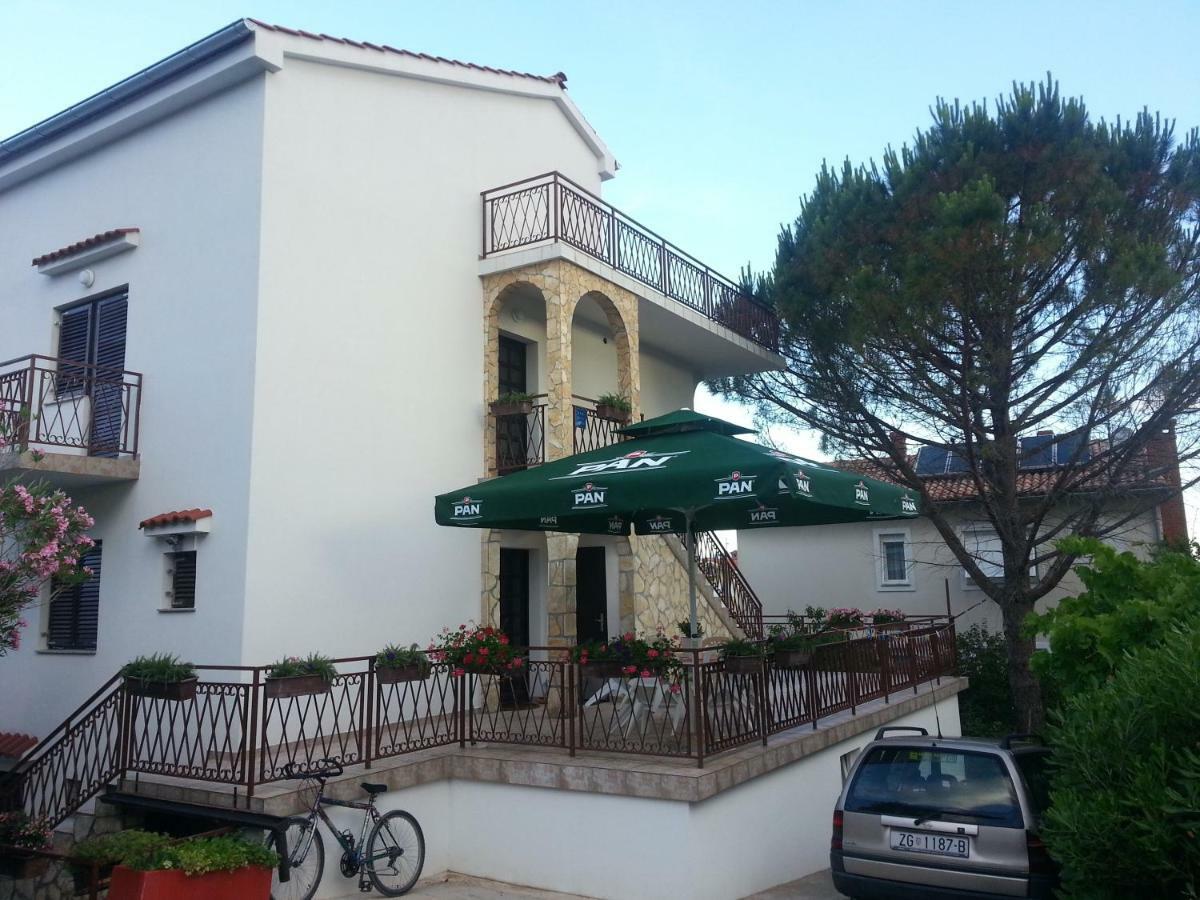 Kamelija Apartament *