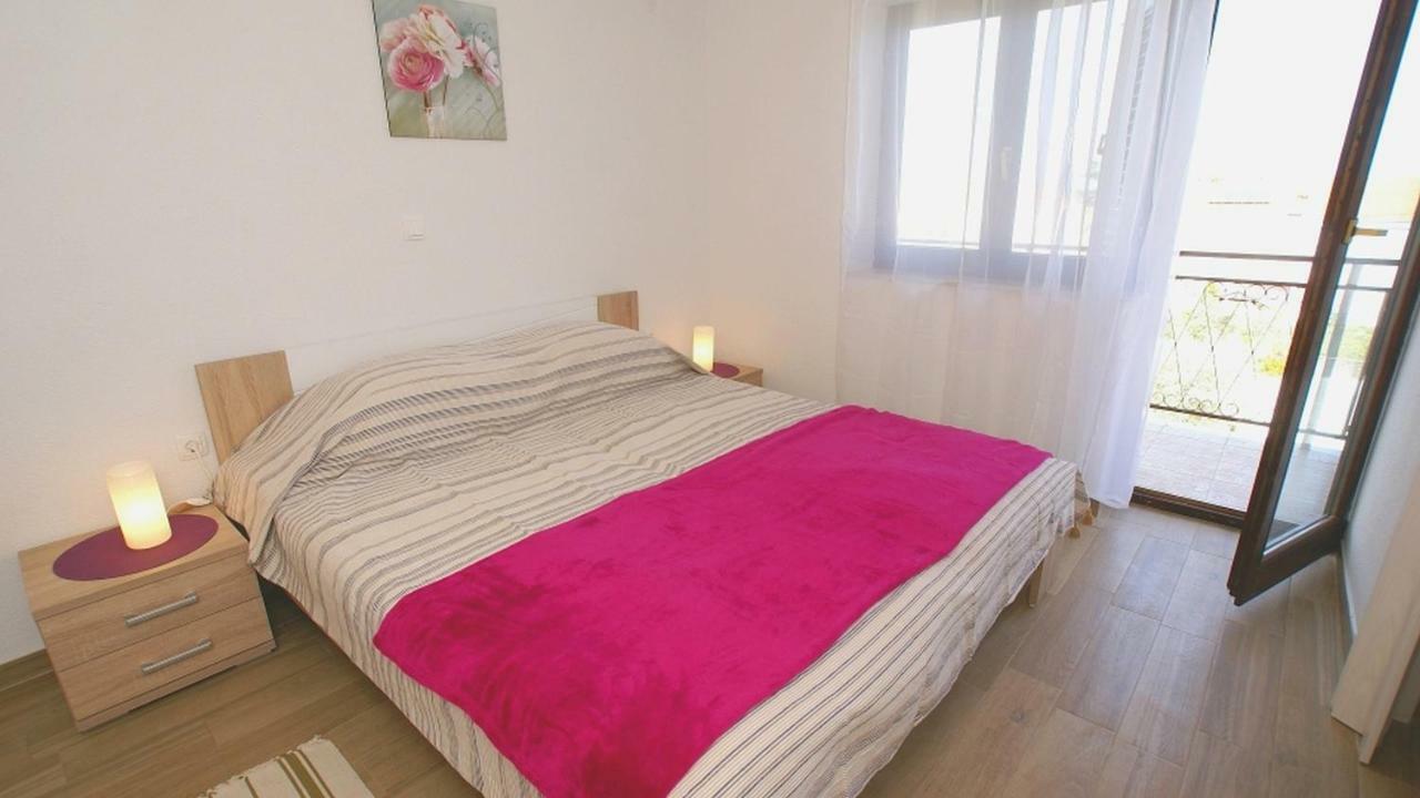 Apartament Kamelija *